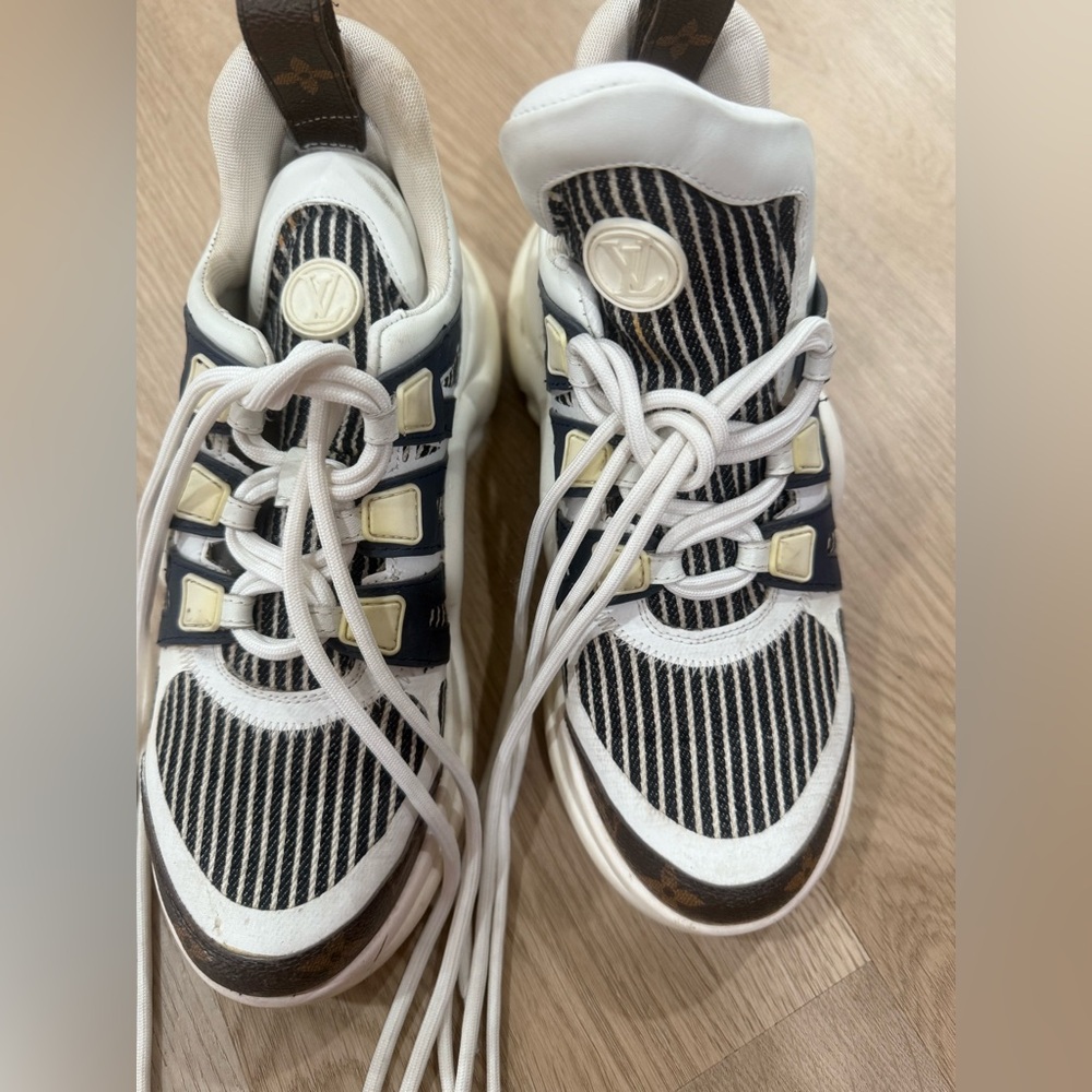 Louis Vuitton Black, White & Brown Striped Low-Top Sneakers